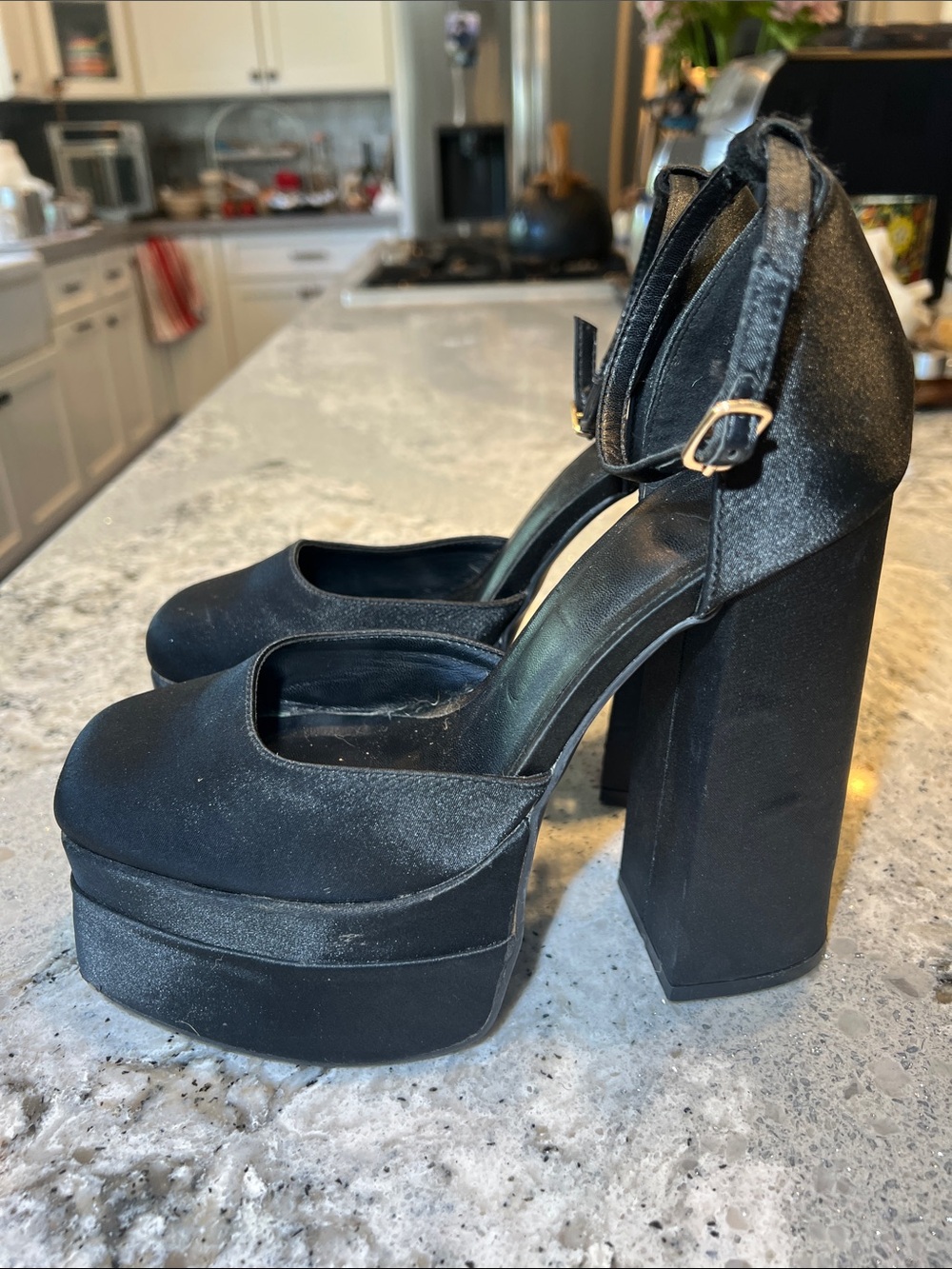 Black Chunky Platform Block Heels Closed Square Toe Pump Size 7 - Picture 4 of 11